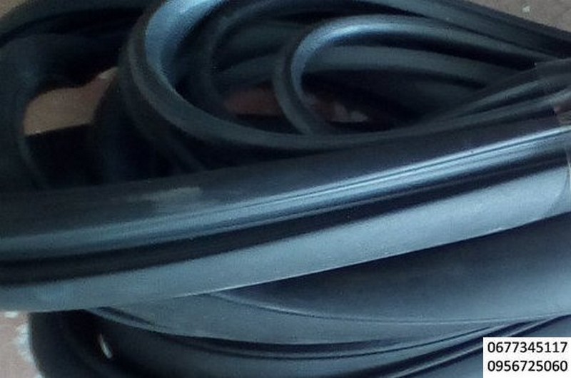 Профиль уплотнитель резиновый НТ-8, НТ-9, замок нт-8, вкладыщ нт-8, Резиновые уплотнители НТ-8, НТ-9 , Ущільнювач НТ-8 (замок), Ущільнювач НТ-9,jk[олх, jk[ ,уплотнитель стекла трактор мтз старая кабина, уплотнитель стекла трактор т-25,уплотнитель стекла трактор Т-40, уплотнитель стекла трактора ДТ-75, уплотнитель стекла трактор ЮМЗ-6, уплотнитель стекла трактор  Т-150,  уплотнитель стекла автокран кс-35714 кабина крановщика ,уплотнитель стекла трактор т-16, трактор запчасти, самодельный трактор, Уплотнение стекла кабины МК МТЗ, ПР1-3250, ПР-1+ ПР-2, Уплотнитель стекла МТЗ МК, ЮМЗ-6 МК, Т-150, Т-40, Т-25, Т-16 (НТ-9 (ПР-1) + замок НТ-8 (ПР-2) , компактор НТ8+НТ9,  tömörítő НТ8+НТ9, კომპაქტორი  НТ8+НТ9 , קומפקטור Уплотнитель, Уплотнитель стекла для автокрана под стекло 6мм, балашиха,Уплотнитель стекла лобового МТЗ МК с замком,используются для монтажа стекол на металлических конструкциях, уплотнения окон, дверей и других элементов кузовов автомобилей, автобусов, тракторов, комбайнов, строительных и дорожных машин. Уплотнитель НТ-9 стекла МК МТЗ, доставка новая почта, интайм , деливери